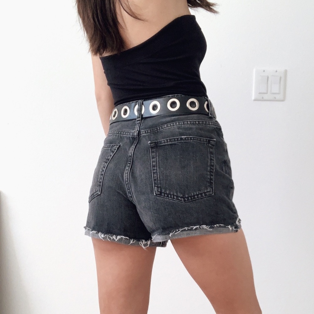 ❌SOLD❌Topshop Moto Girlfriend High Waist Shorts - Picture 3 of 6